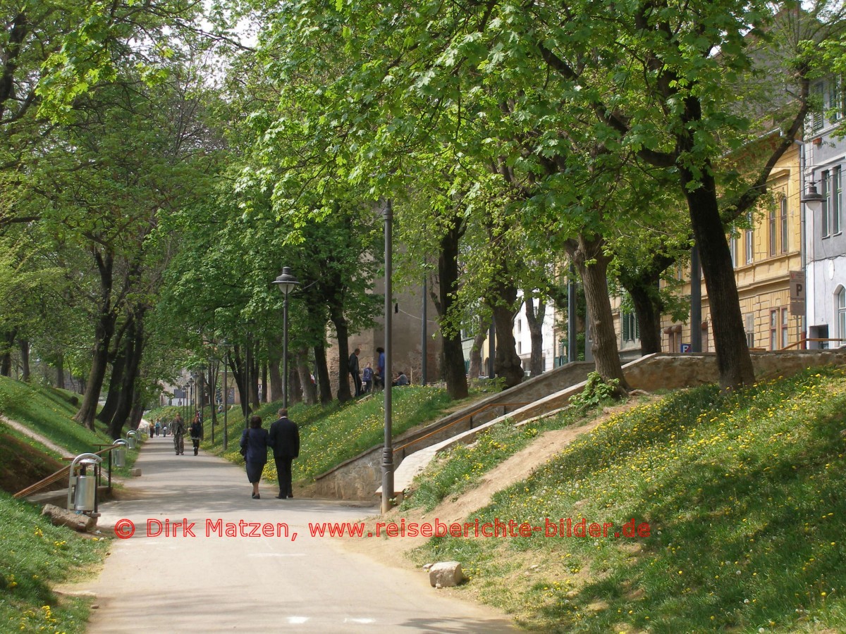 Sibiu, Park an Stadtmauer