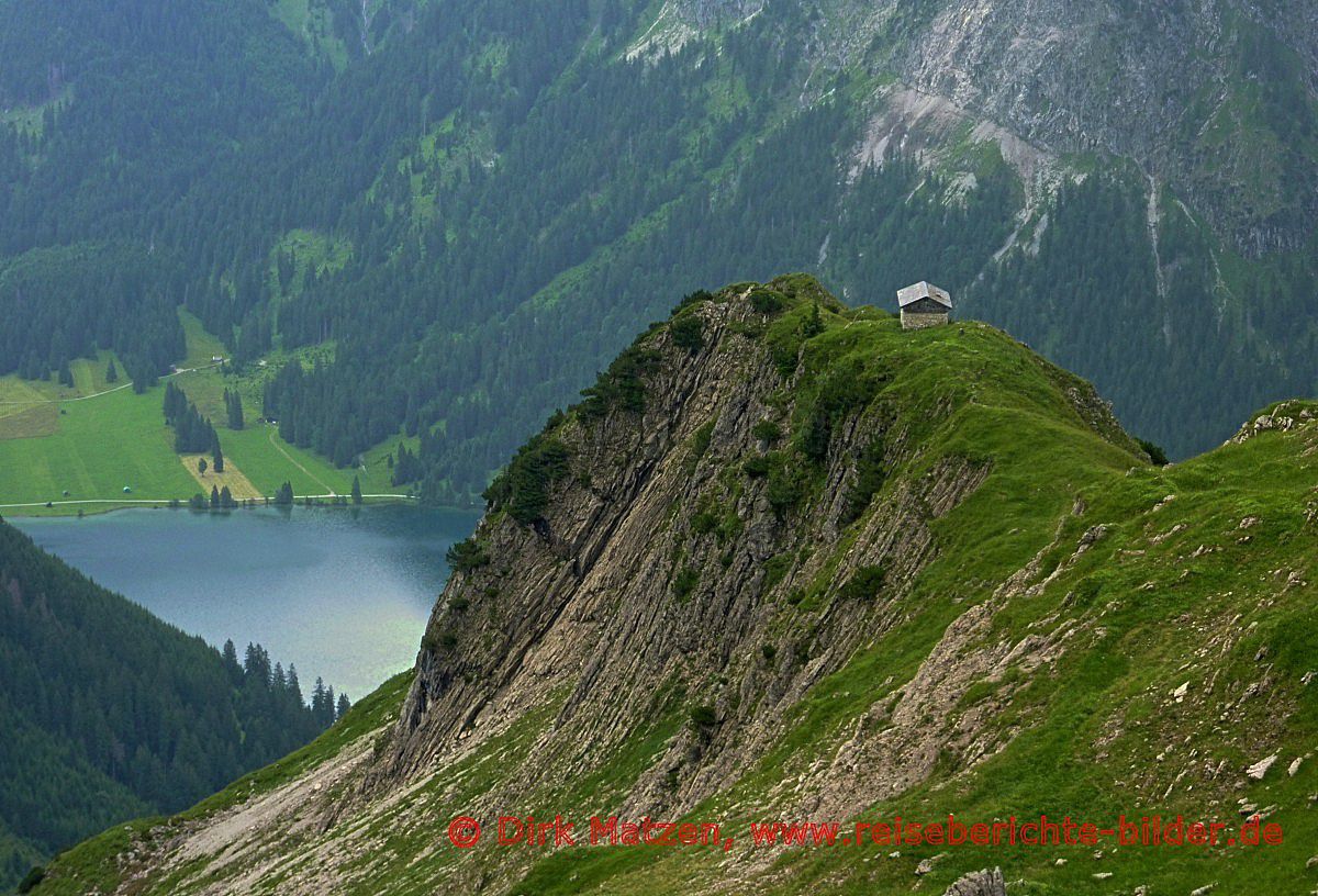 Höhenweg mit Blick auf Vilsalpsee
