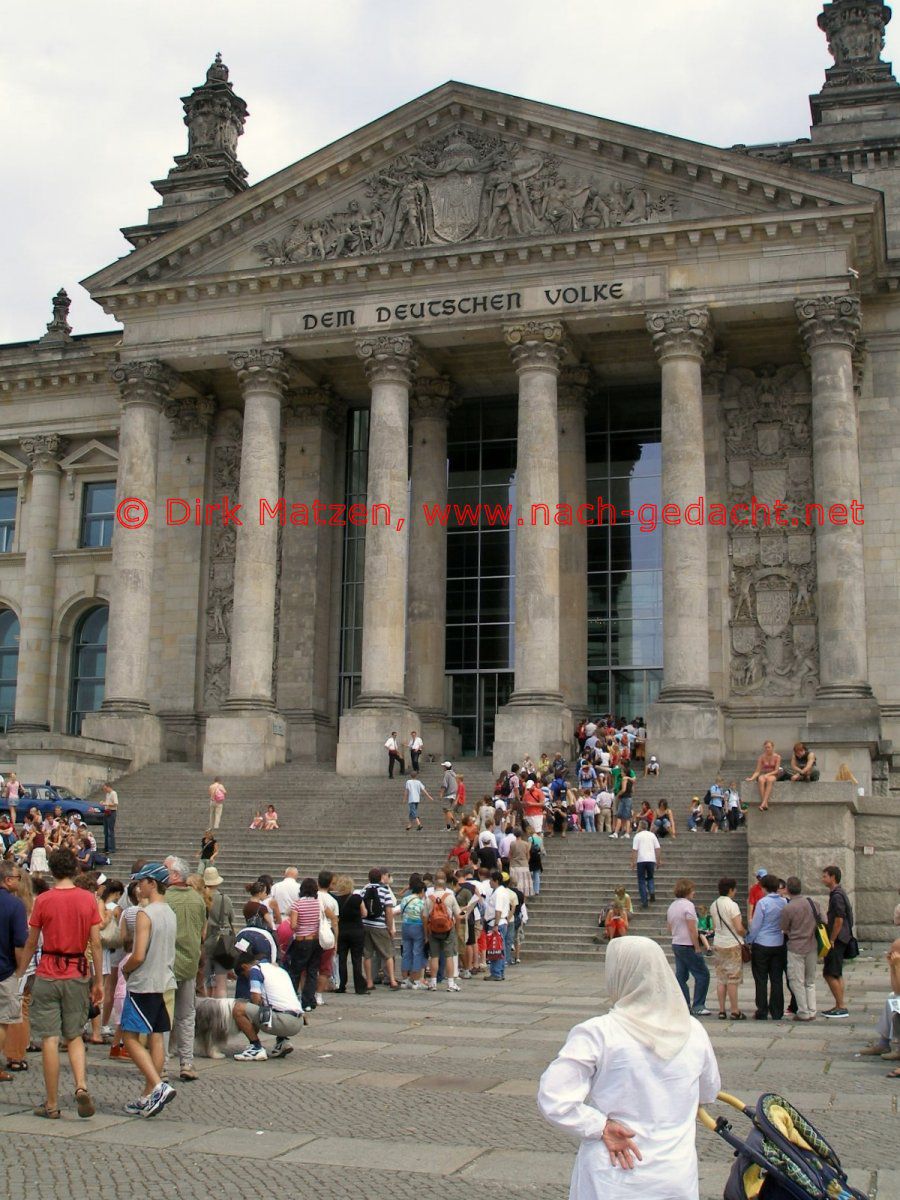 Berlin, Warteschlange vor Reichstag