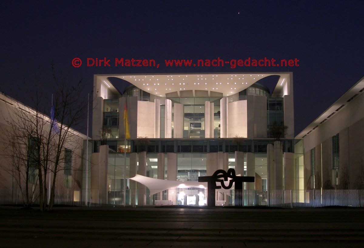 Berlin, Kanzleramt bei Nacht