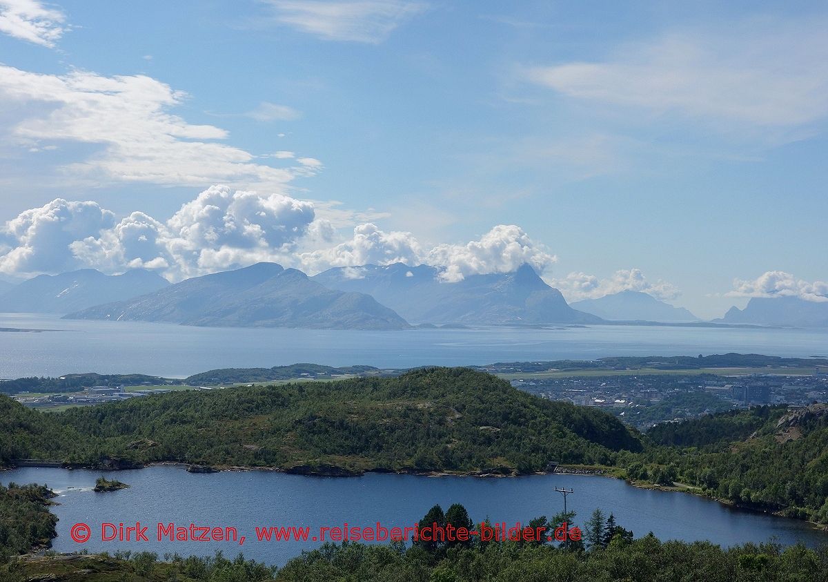 Bod, Blick ber Svartvatnet zur Stadt