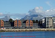 Bodø, wohngebaeude-am-meer