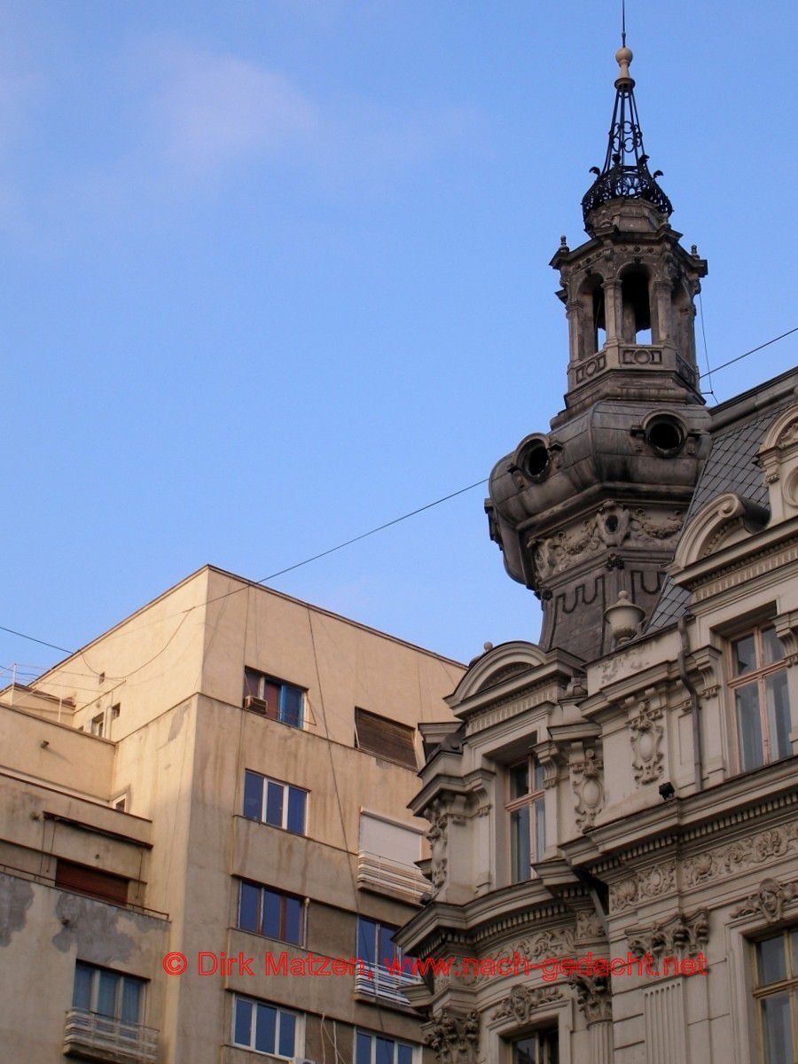 Bukarest, Architekturgegensätze an der Calea Victoriei