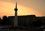 Bukarest abendstimmung revolutionsdenkmal