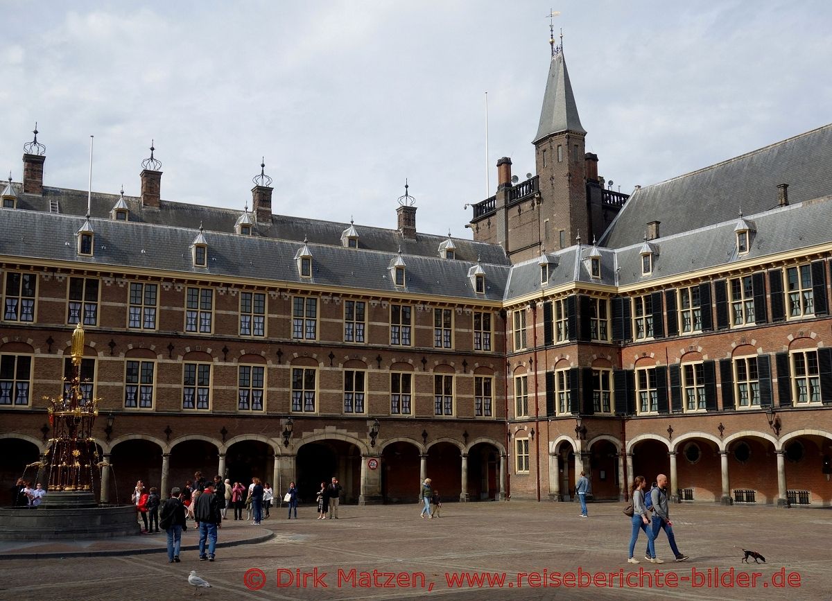 Den Haag, Blick in den Binnenhof