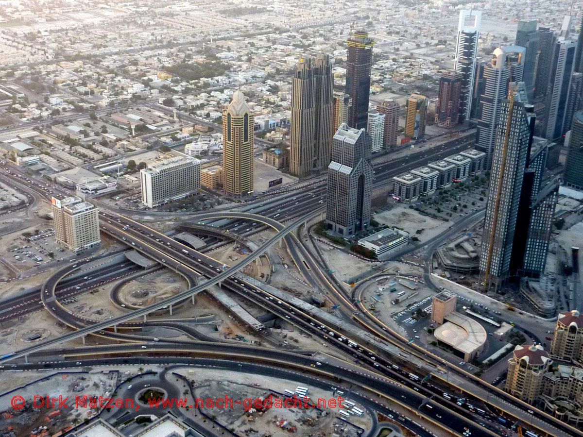 Dubai, Strassenkreuzung von oben