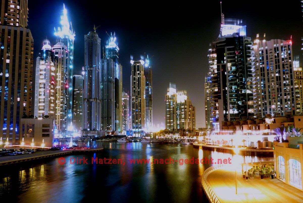 Dubai Marina nachts