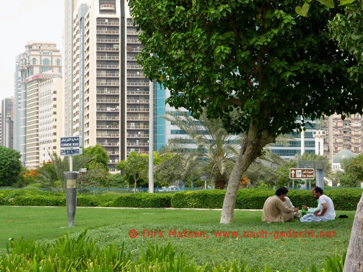 Abu Dhabi: Rast auf der Corniche