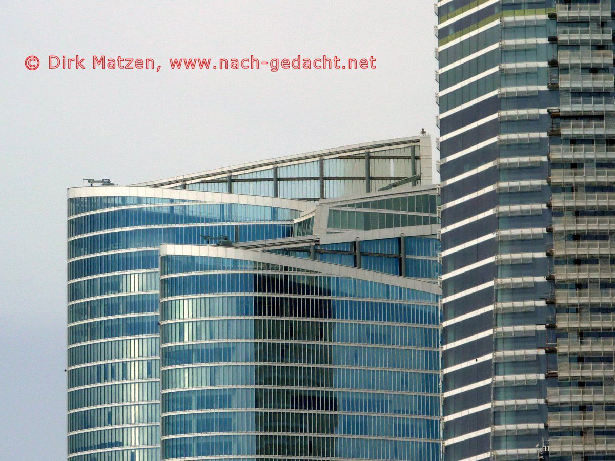 Dubai, Abu Dhabi, Al Obaidly Tower