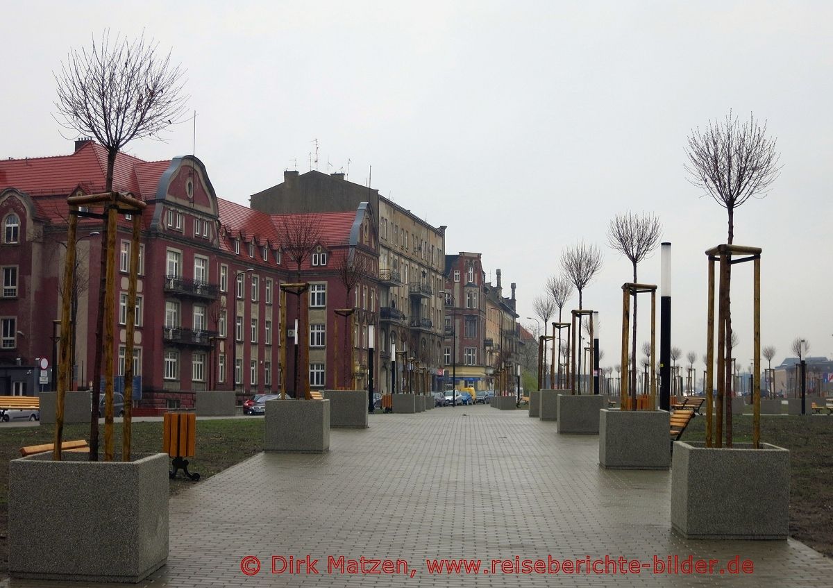 Gleiwitz, Park Chopina, neuer Vorplatz