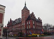 rotes-chemiegebaeude-der-technischen-universität