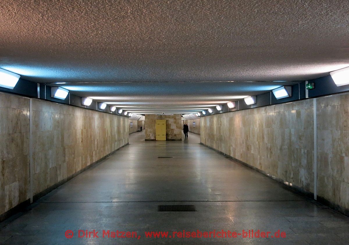 Kattowitz, Fugngertunnel am Bahnhof