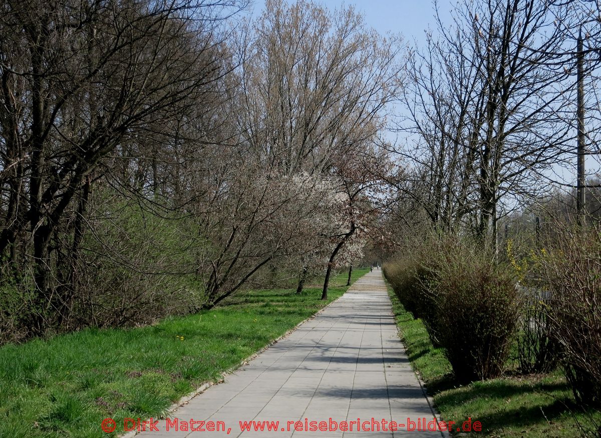 Krakau, Nowa Huta, Weg zum Hüttenwerk