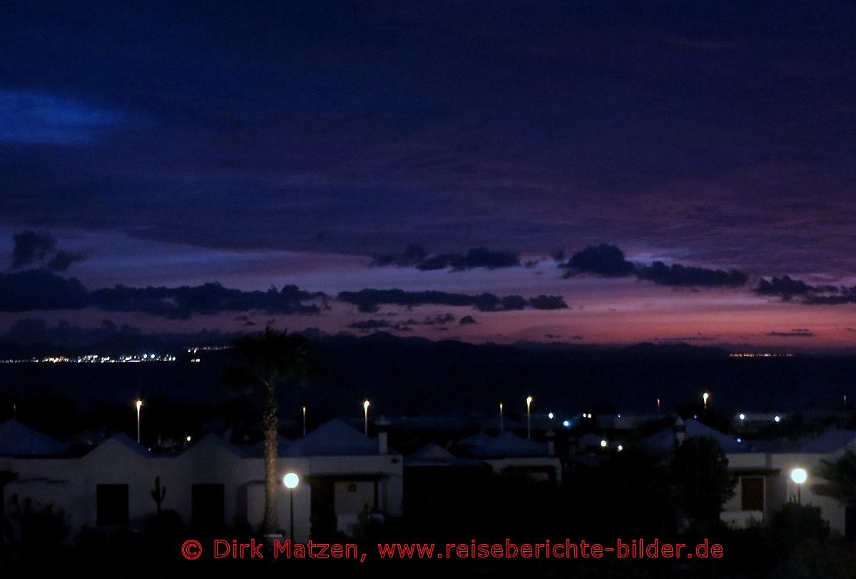 Lanzarote, Blick nach Fuerteventura abends