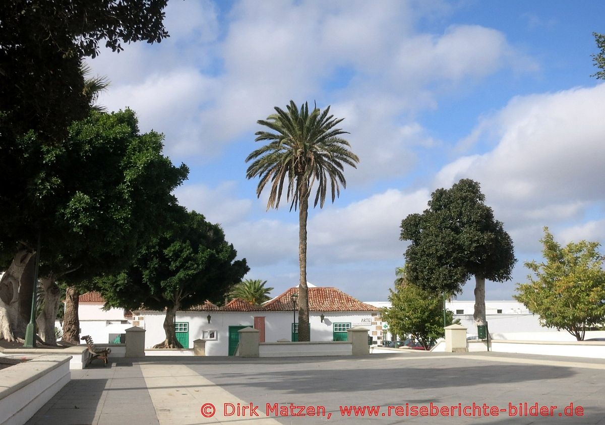 Lanzarote, Yaiza Dorfplatz