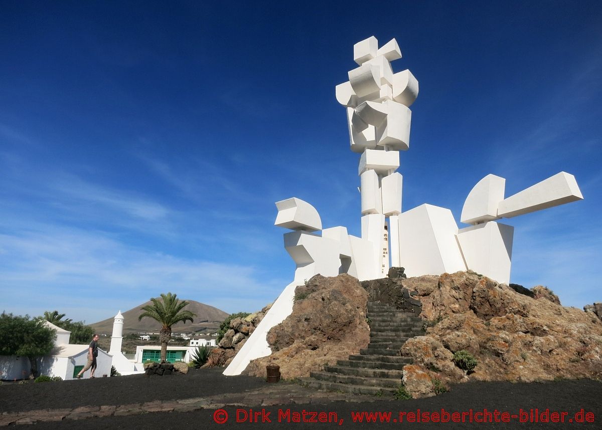 Lanzarote, Monumento al Campesino