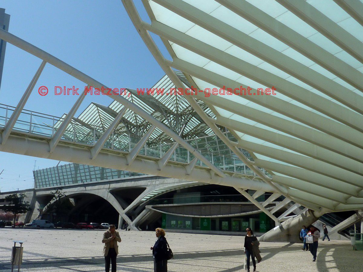 Lissabon, Eingangsbereich vom Bahnhof Oriente