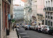 Lissabon, typische_strasse.jpg