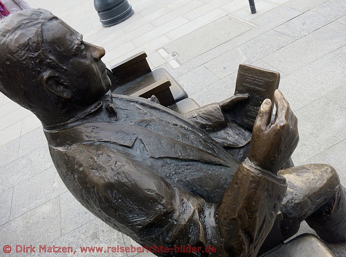 Lodz, Bronzestatue des Schauspielers Stefan Jaracz