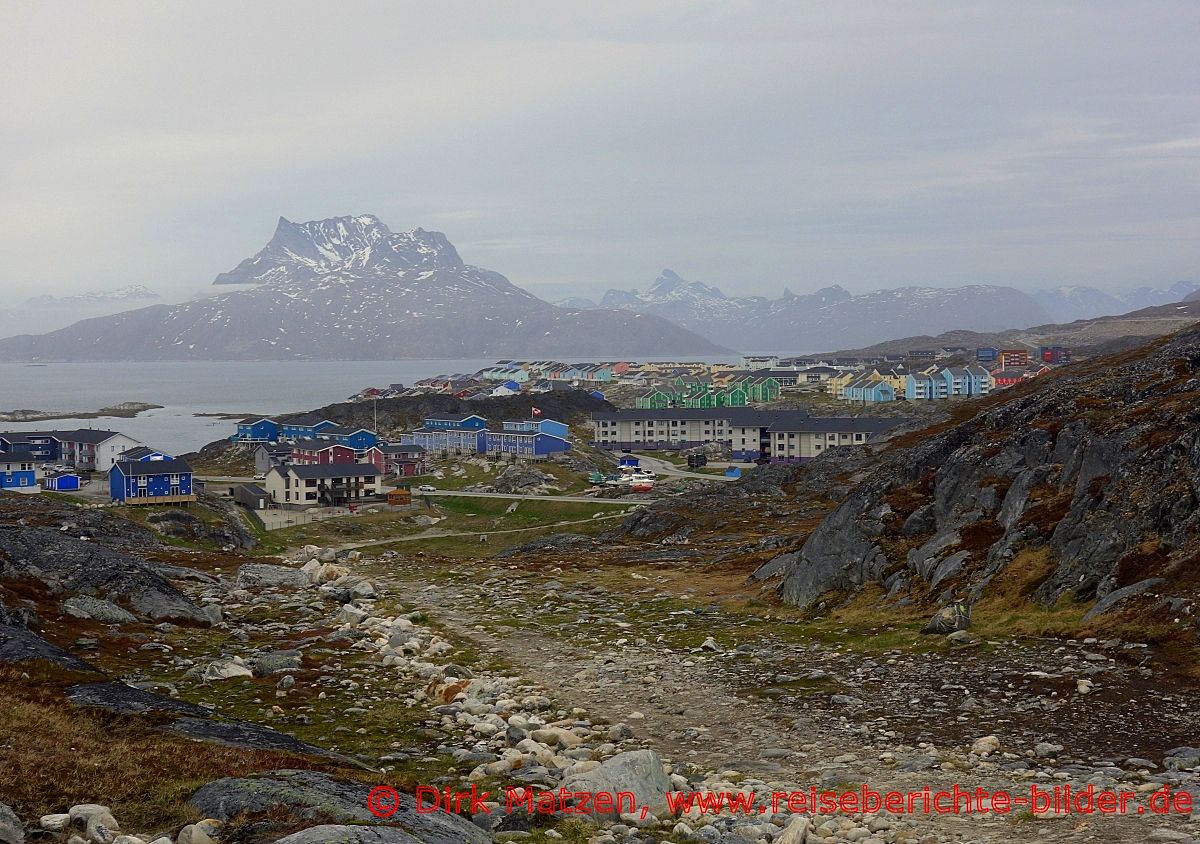 Nuuk, Blick nach Qernertunnguit