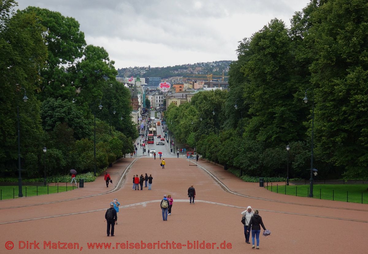Oslo, Karl Johans gate, vom Schloss aus betrachtet