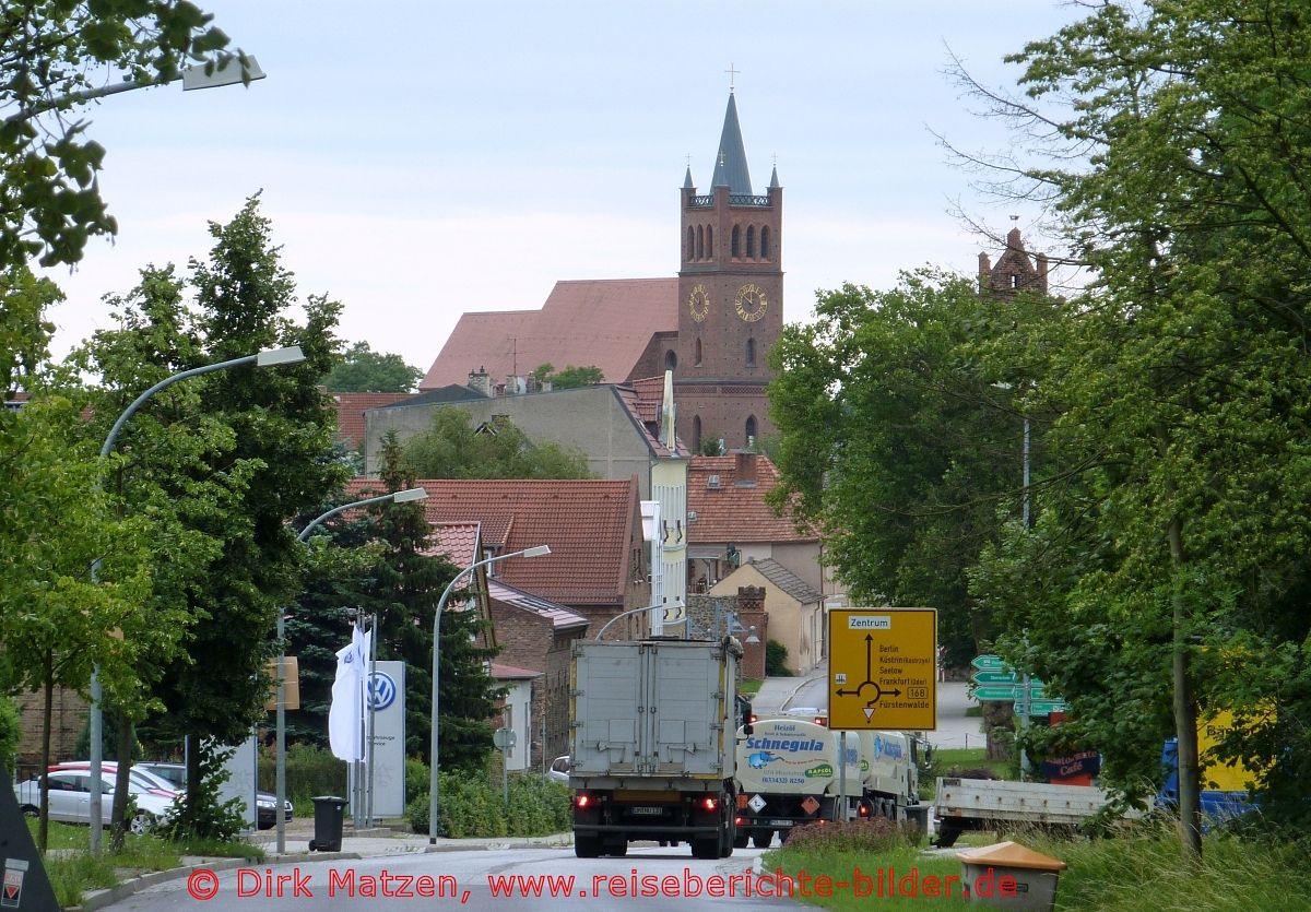 Oderbruchbahn-Radweg, Mncheberg