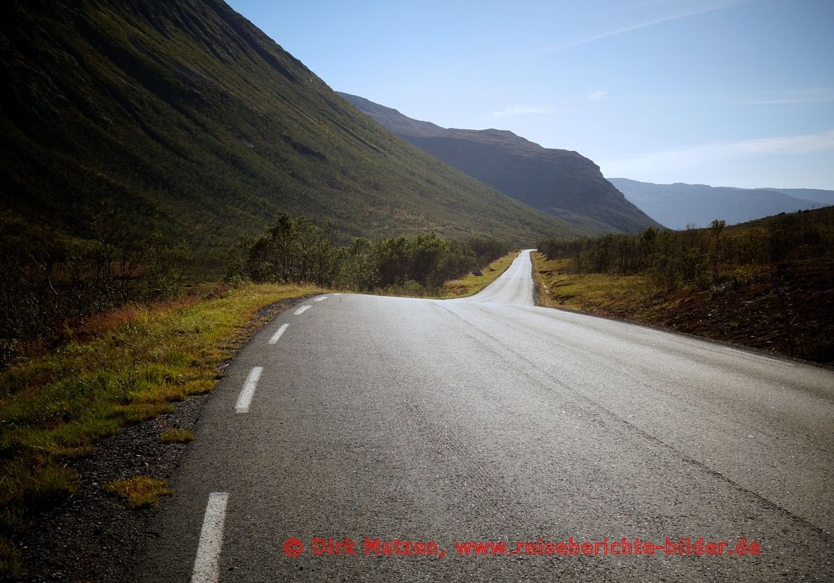 Strasse Kvaløya Sallir