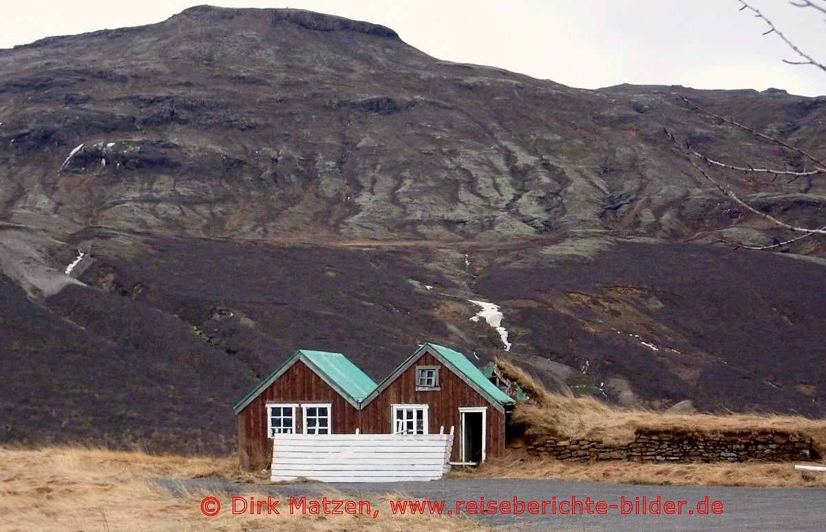 Golden Circle, Hütten in Haukadalur