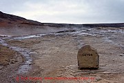 64-golden-circle-geysir