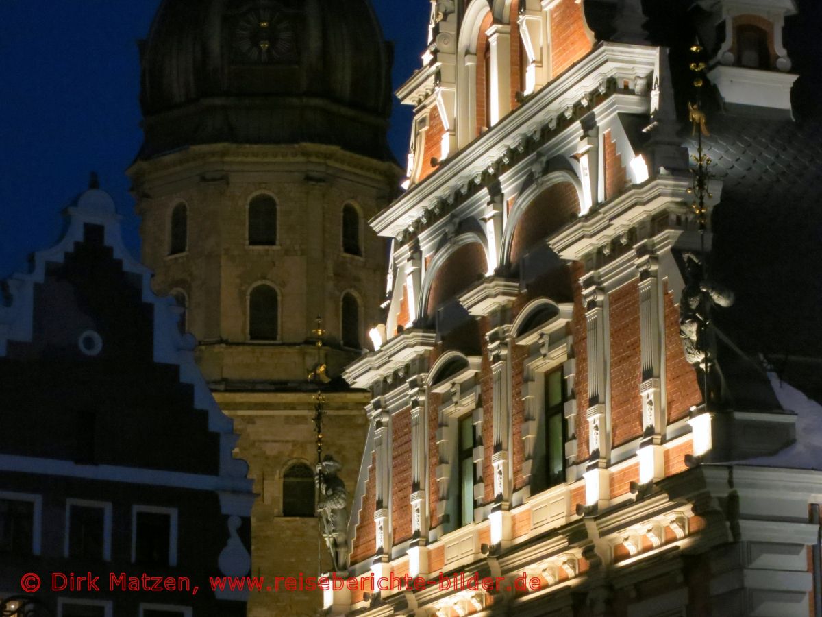 Riga, Schwarzhäupterhaus und Petrikirche