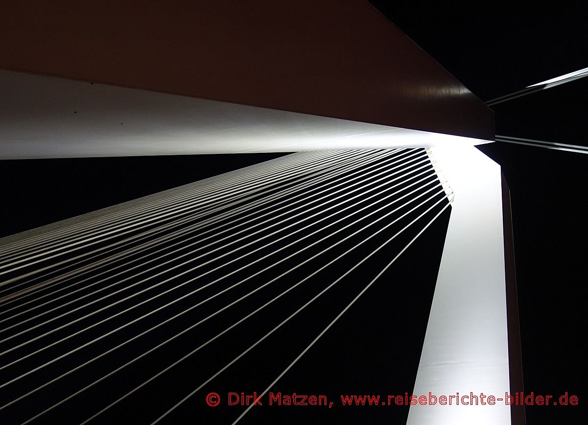 Rotterdam, Erasmusbrcke, Details in der Nacht