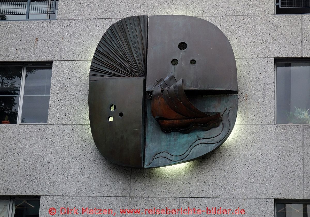 Rotterdam, Kunstwerk an einem Gebäude