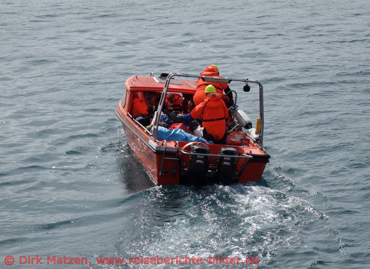 Sarfaq Ittuk, Boot Ausschiffung