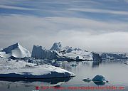 eisberge-vor-nebel