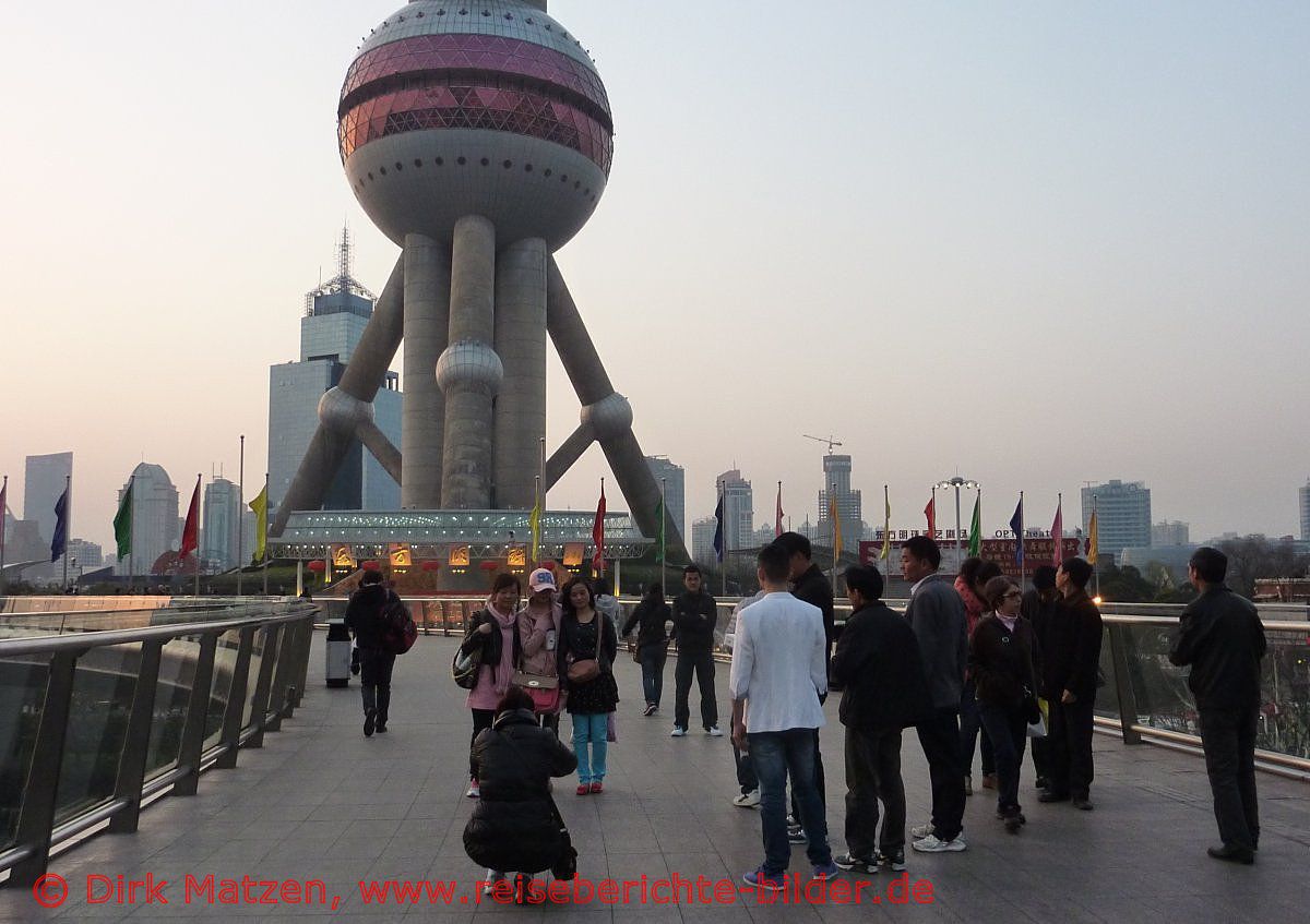 Shanghai, Fernsehturm-Sockel