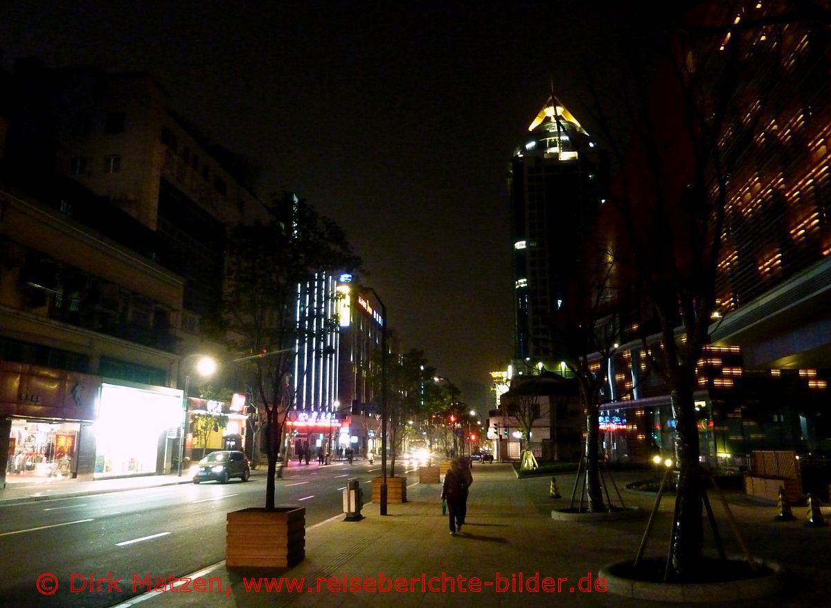 Shanghai, Einkaufsstrasse nachts