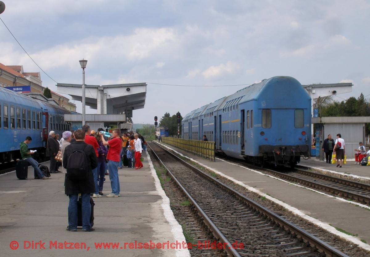 Sibiu, Bahnsteig und Gleise