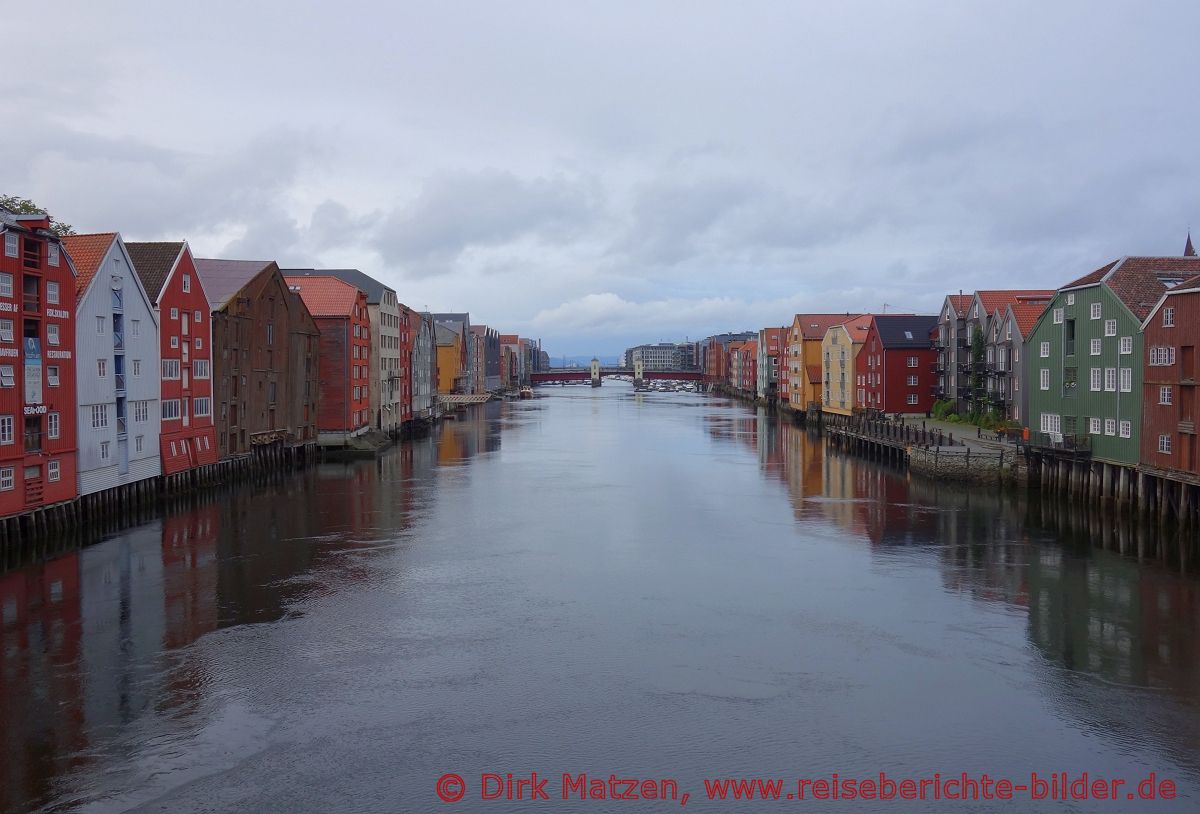 Trondheim, Lagerhuser an der Nidelva