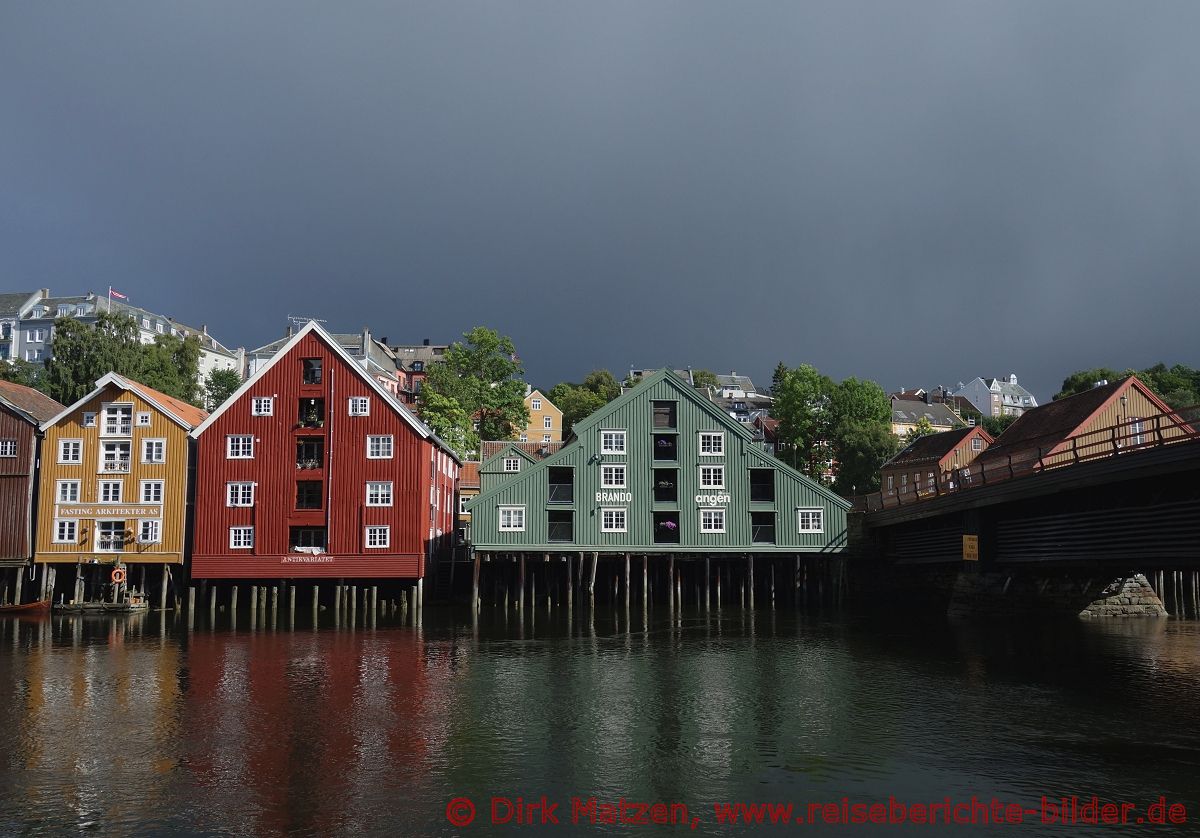 Trondheim, Lagerhuser