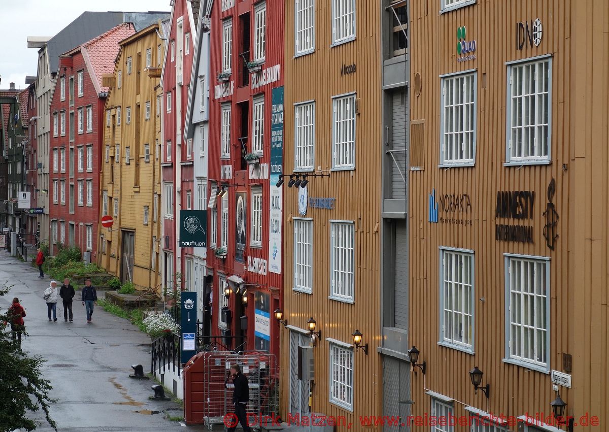 Trondheim, Kjøpmannsgata, an den Lagerhäusern