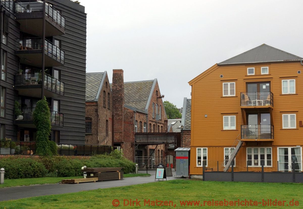 Trondheim, Nedre Elvehavn, Architekturmischung