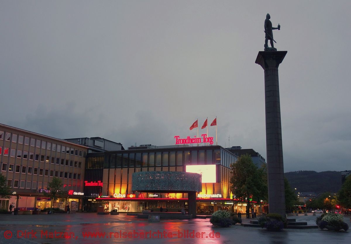 Trondheim, Torvet abends