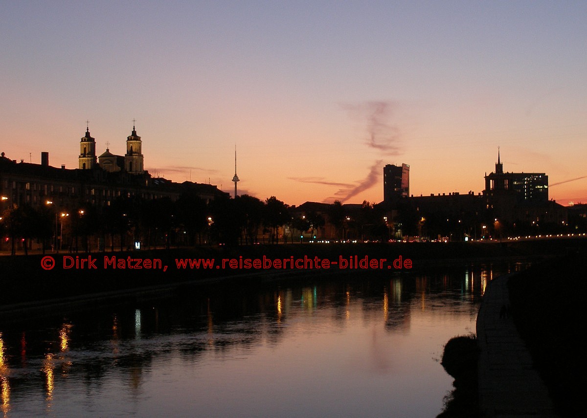 Vilnius (Wilna) - Neris am Abend